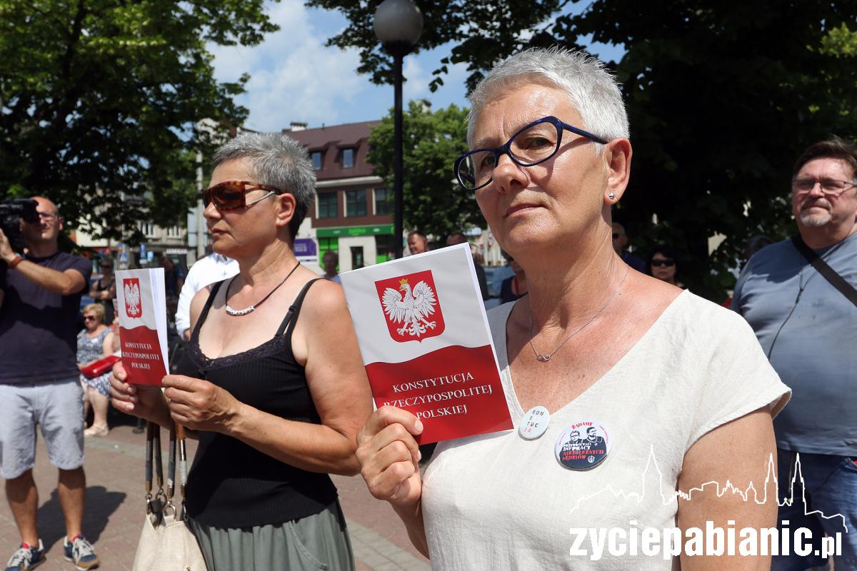 Sędzia Tuleya odwiedził Pabianice w ramach Tour de Konstytucja