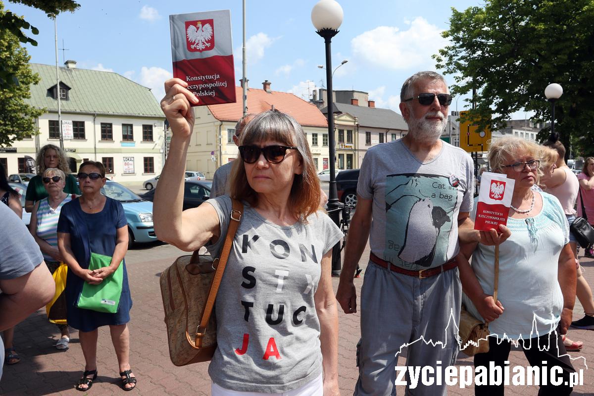 Sędzia Tuleya odwiedził Pabianice w ramach Tour de Konstytucja