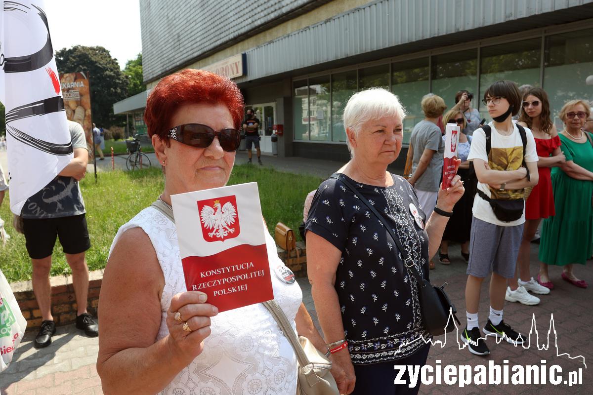 Sędzia Tuleya odwiedził Pabianice w ramach Tour de Konstytucja