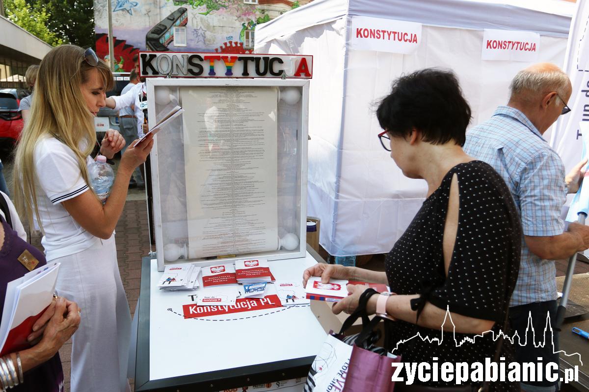 Sędzia Tuleya odwiedził Pabianice w ramach Tour de Konstytucja