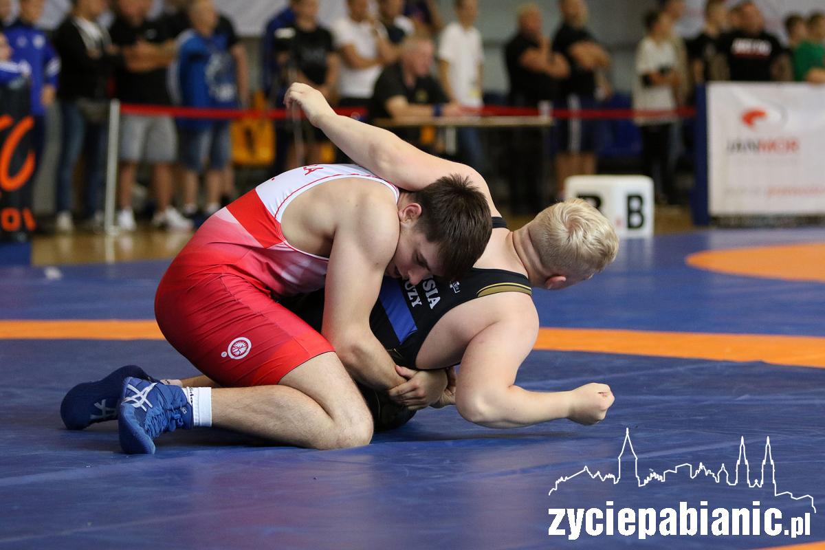 Zapasy w Pabianicach: Ogólnopolska Olimpiada Młodzieży