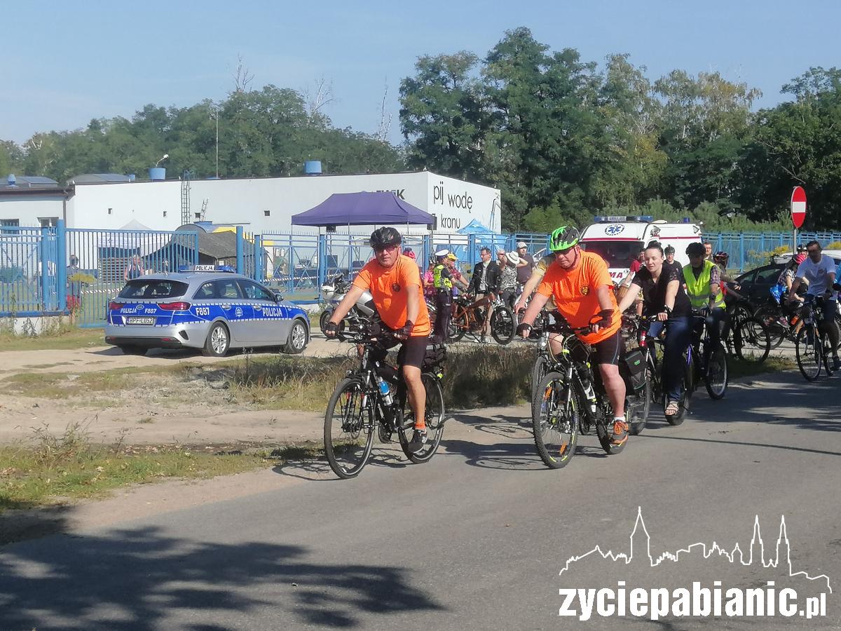 75 rowerzystów jechało w rajdzie ekologicznym