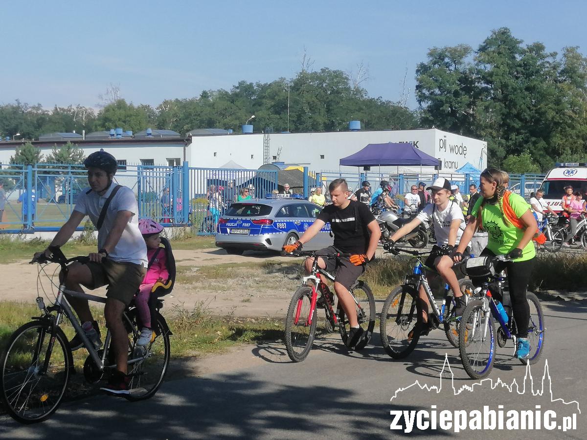 75 rowerzystów jechało w rajdzie ekologicznym