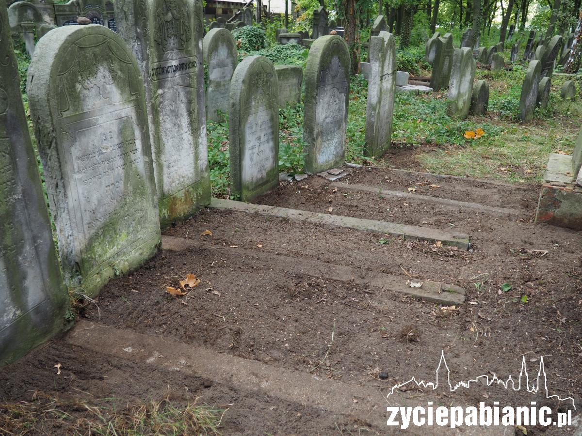 Cmentarz żydowski powoli odzyskuje dawny blask