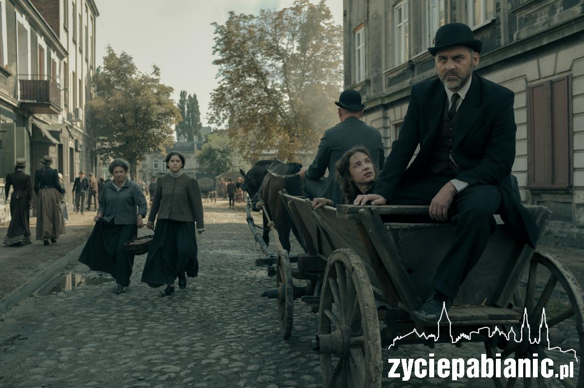 Kolejny dzień zdjęciowy w Pabianicach [ZDJĘCIA]