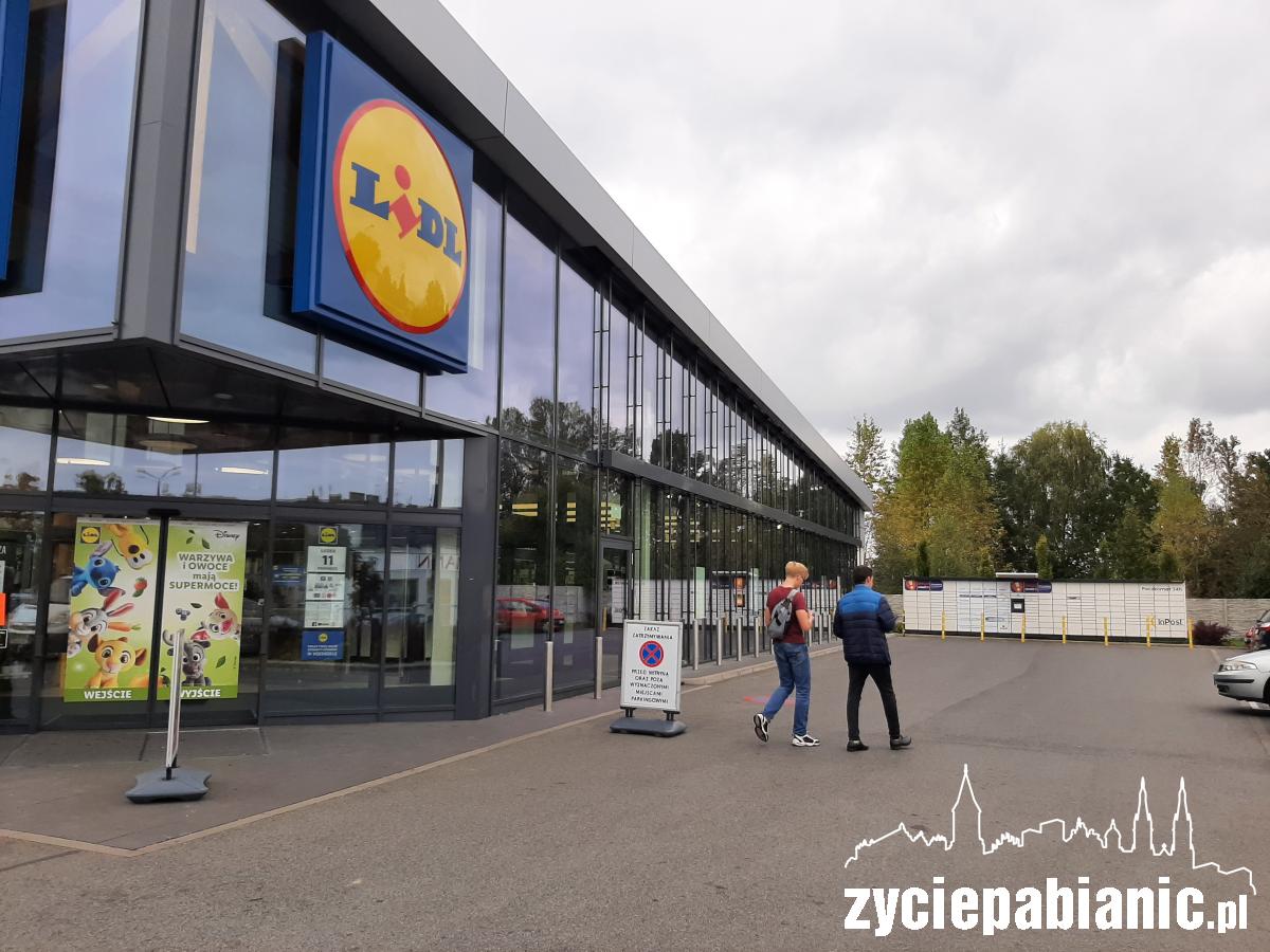 Kolejne markety udają pocztę