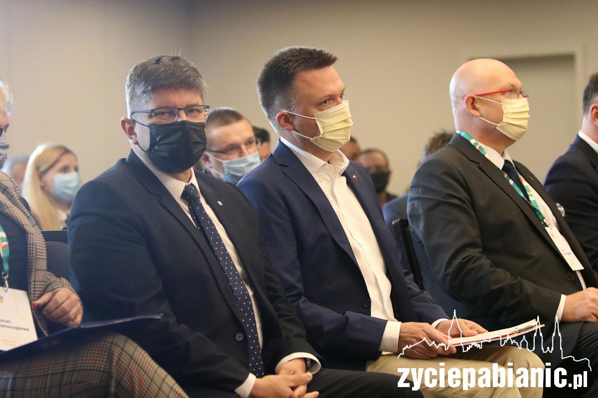 Szymon Hołownia na Forum Samorządowym w Pabianicach