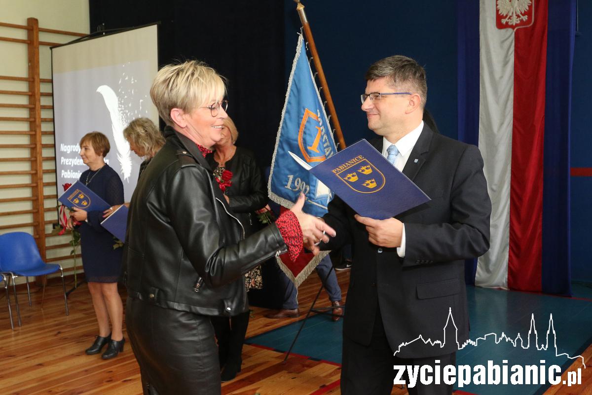 Nauczyciele nagrodzeni