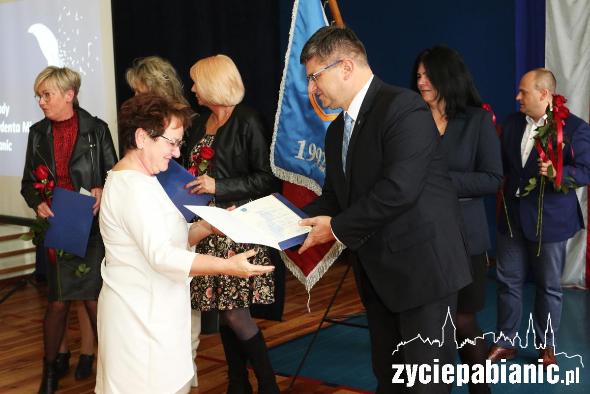 Nauczyciele nagrodzeni