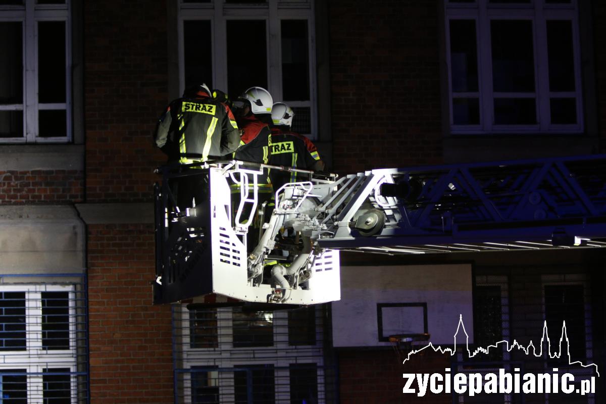 Strażacy mają pełne ręce roboty