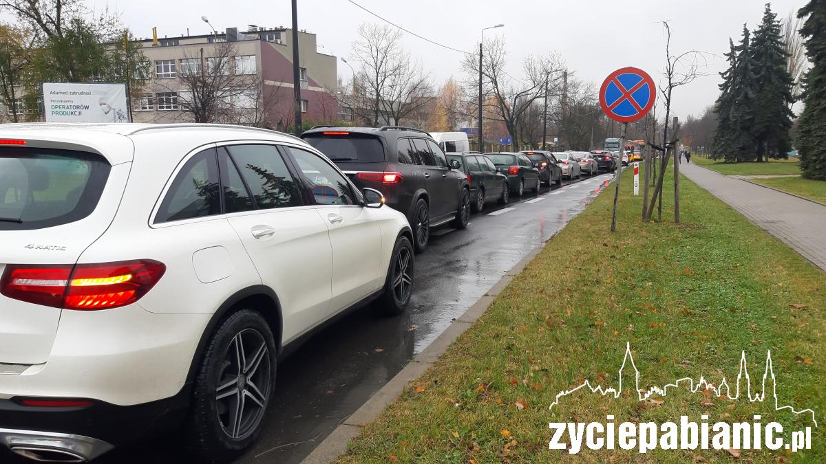Wypadek na ul. Partyzanckiej. Ranny motocyklista
