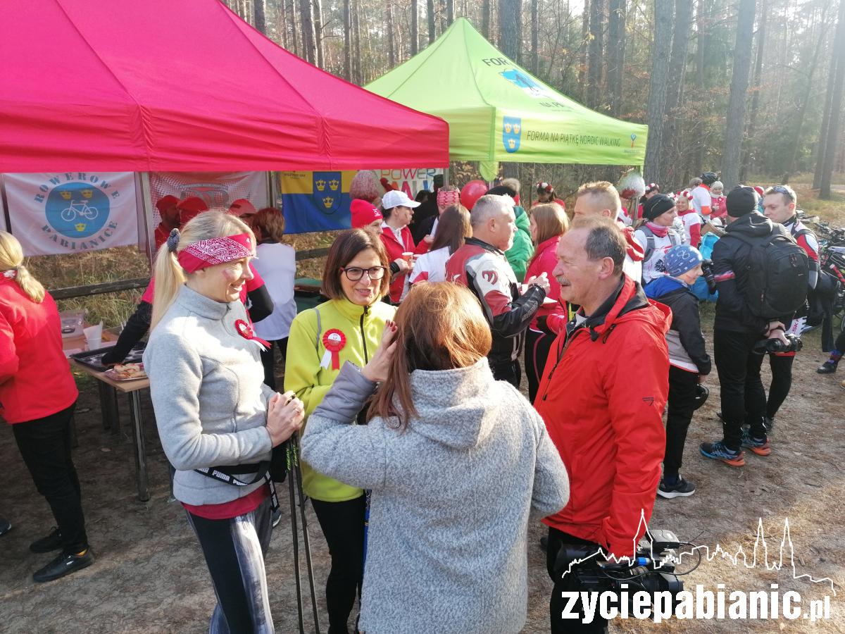 Bieg, marsz i rajd w barwach biało-czerwonych
