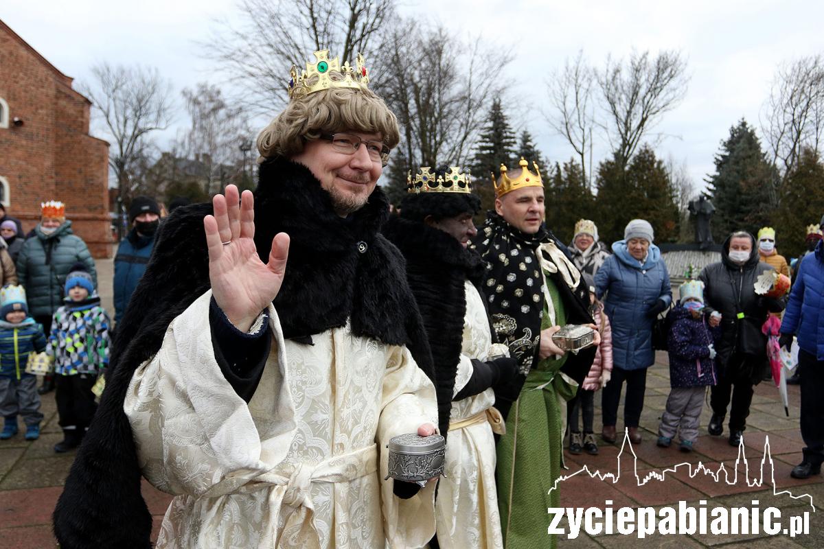 Orszak Trzech Króli przeszedł ulicami Pabianic