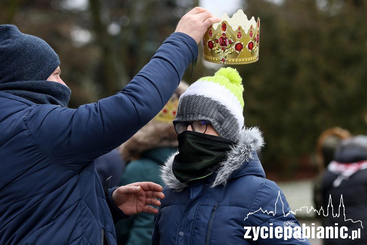 Orszak Trzech Króli przeszedł ulicami Pabianic