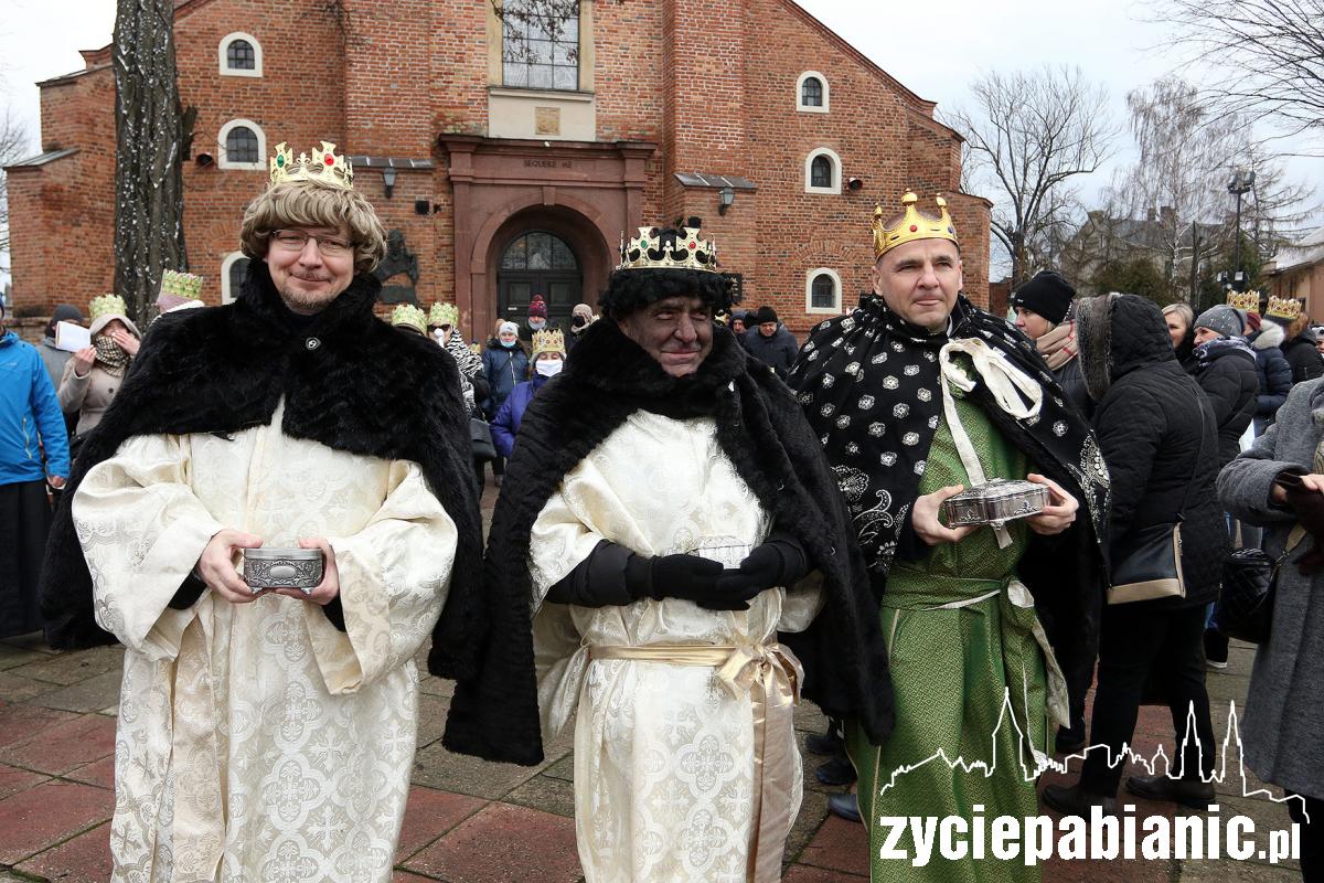 Orszak Trzech Króli przeszedł ulicami Pabianic