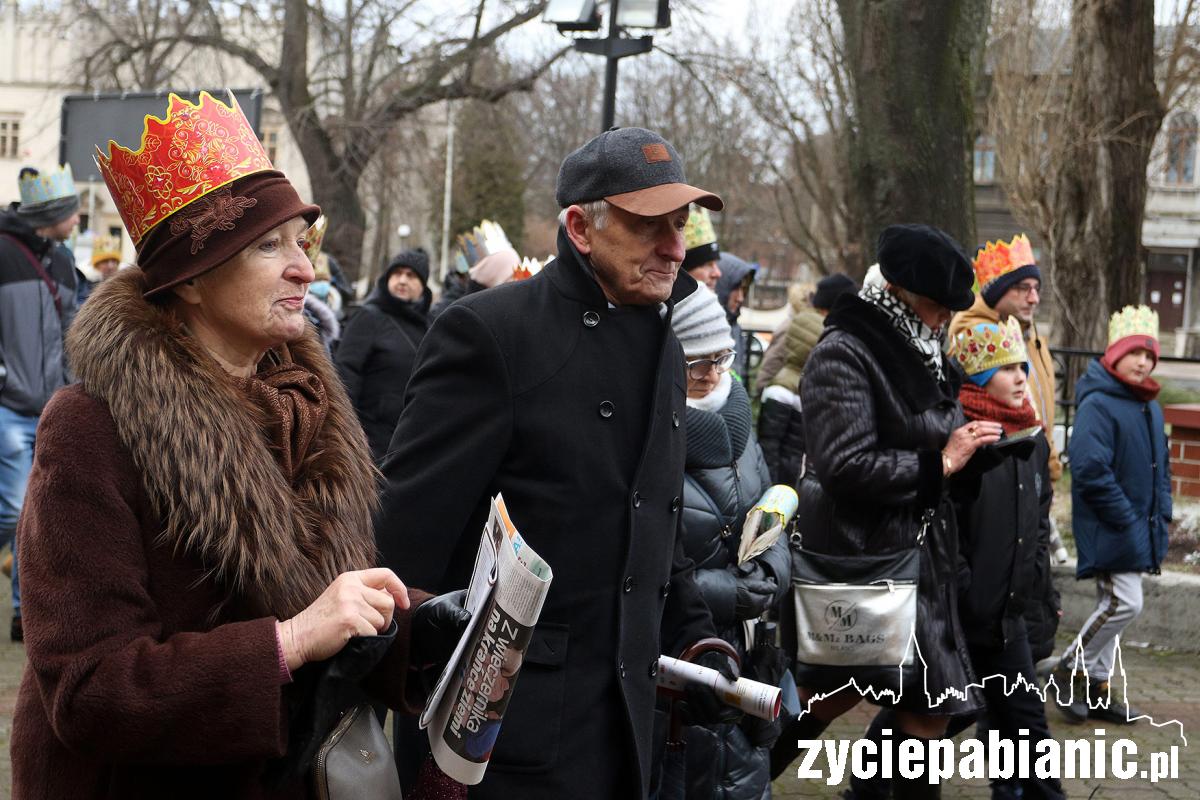 Orszak Trzech Króli przeszedł ulicami Pabianic