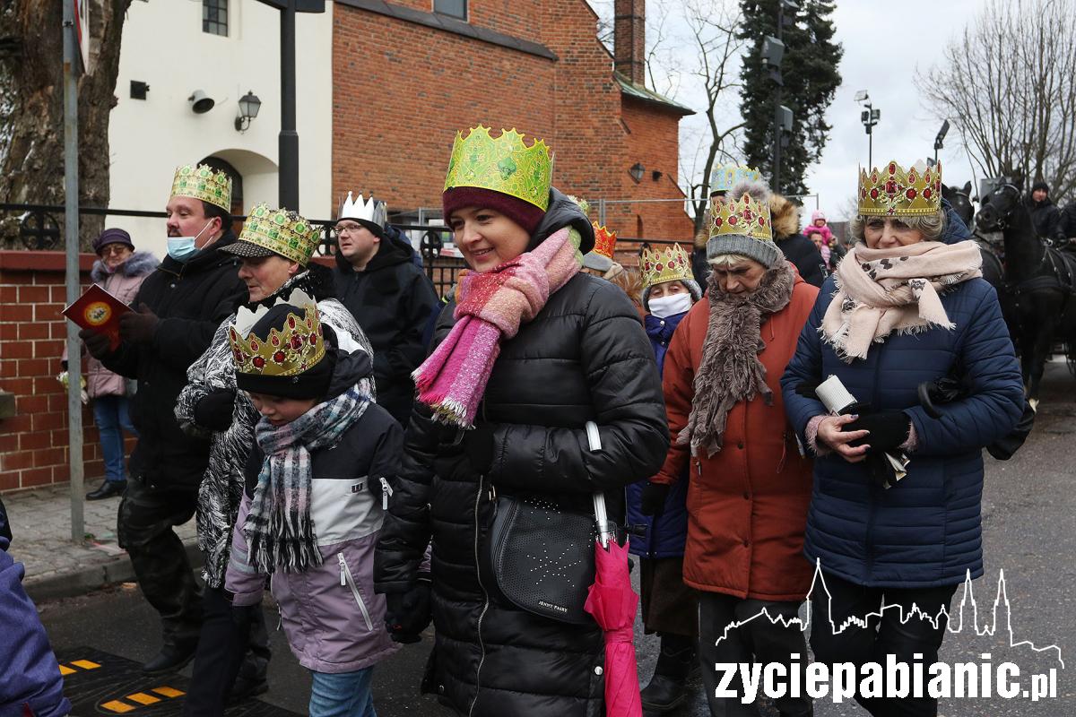 Orszak Trzech Króli przeszedł ulicami Pabianic