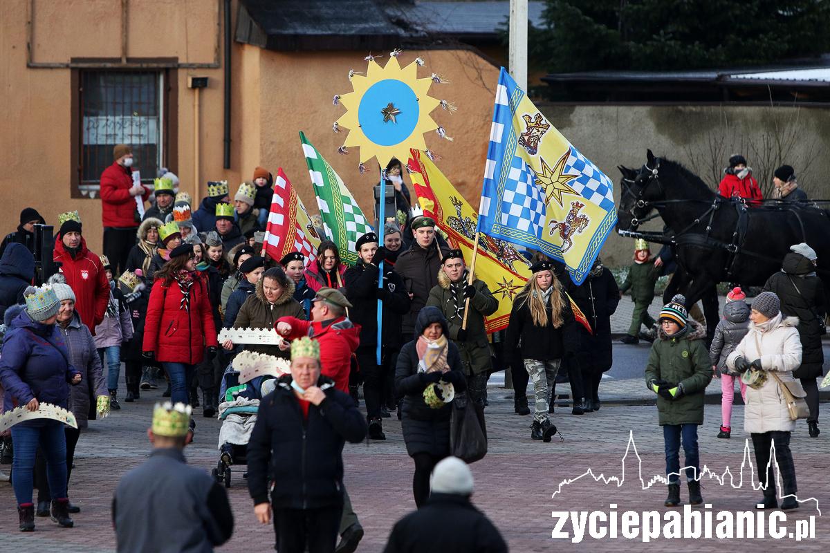 Orszak Trzech Króli przeszedł ulicami Pabianic