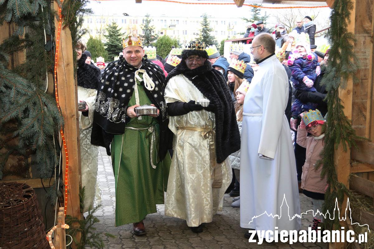 Orszak Trzech Króli przeszedł ulicami Pabianic