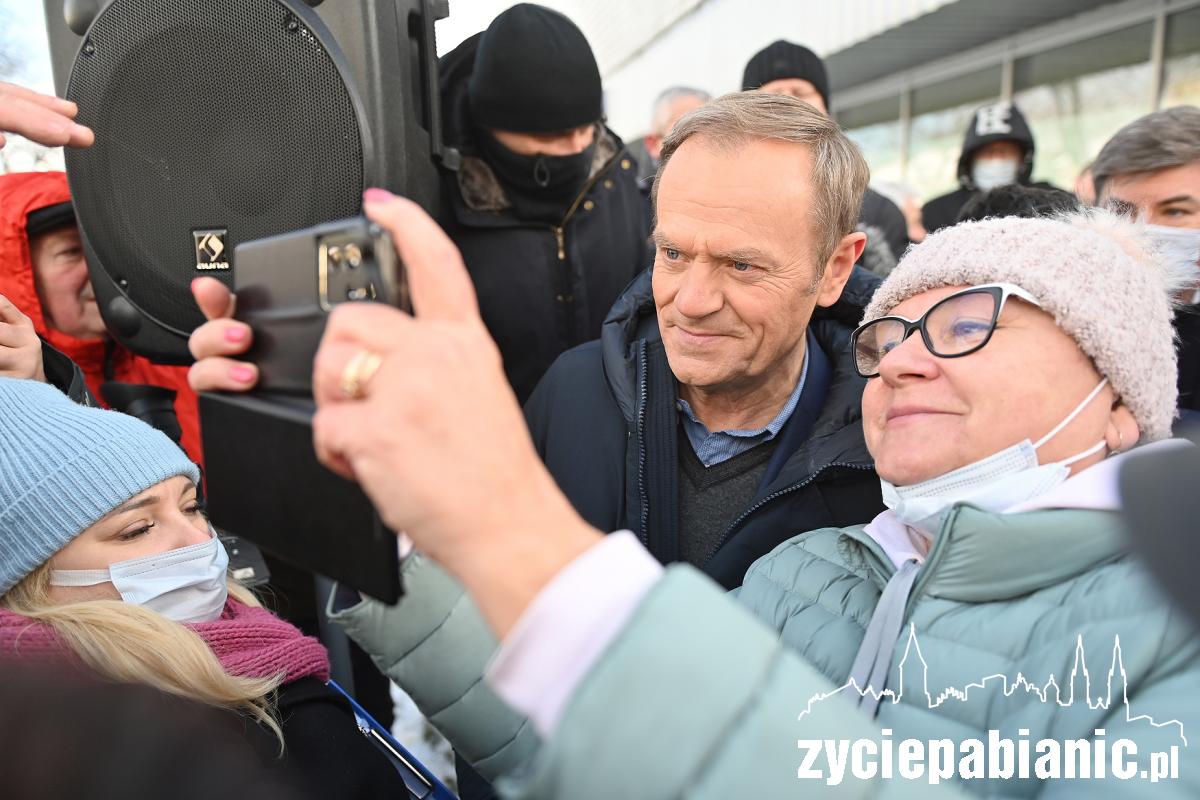 Donald Tusk odwiedził Pabianice i Ksawerów