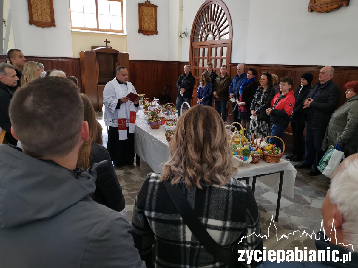 Wielkanoc: pabianiczanie ruszyli ze święconkami