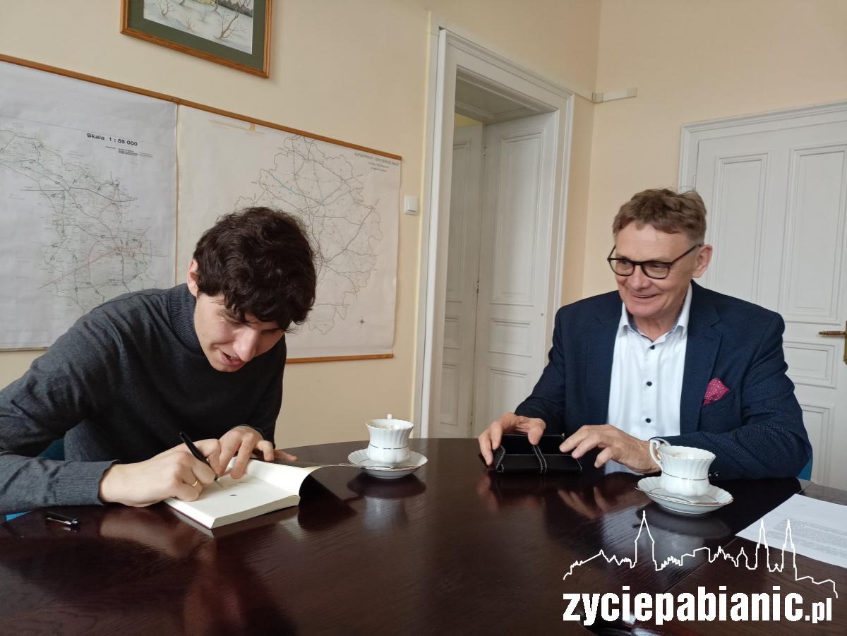 Łukasz Barys w odwiedzinach u starosty