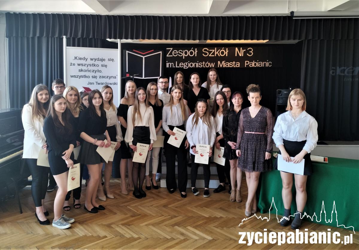 Maturzyści skończyli rok szkolny, teraz egzamin