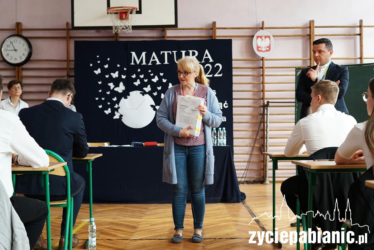 Maturzyści z I LO piszą egzamin z języka polskiego