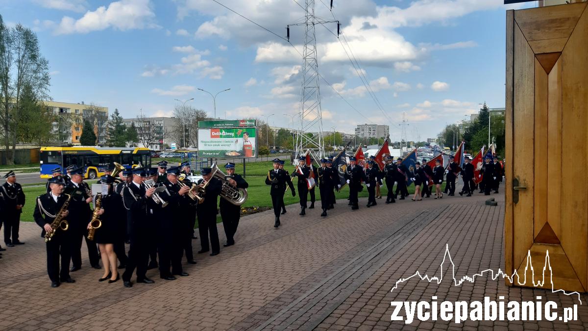 Strażacy świętowali