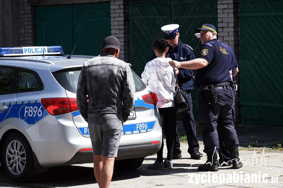 Pijana kierująca zatrzymana na gorącym uczynku