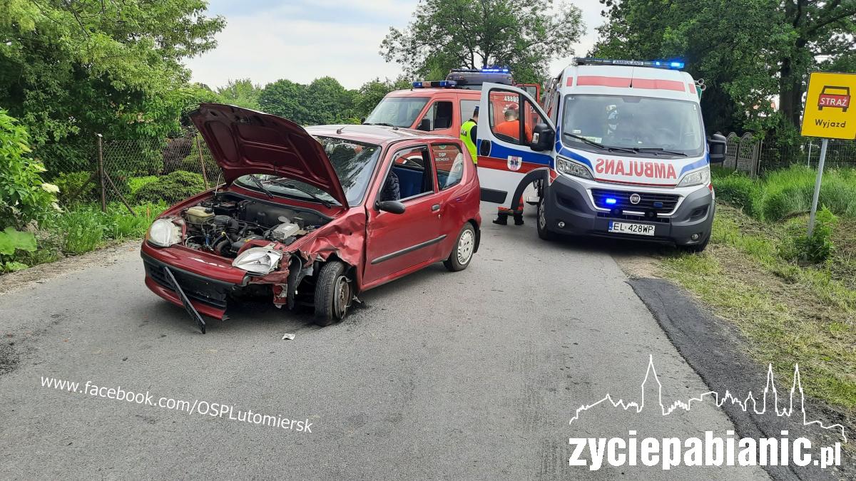 Seicento wbiło się w bok forda rangera