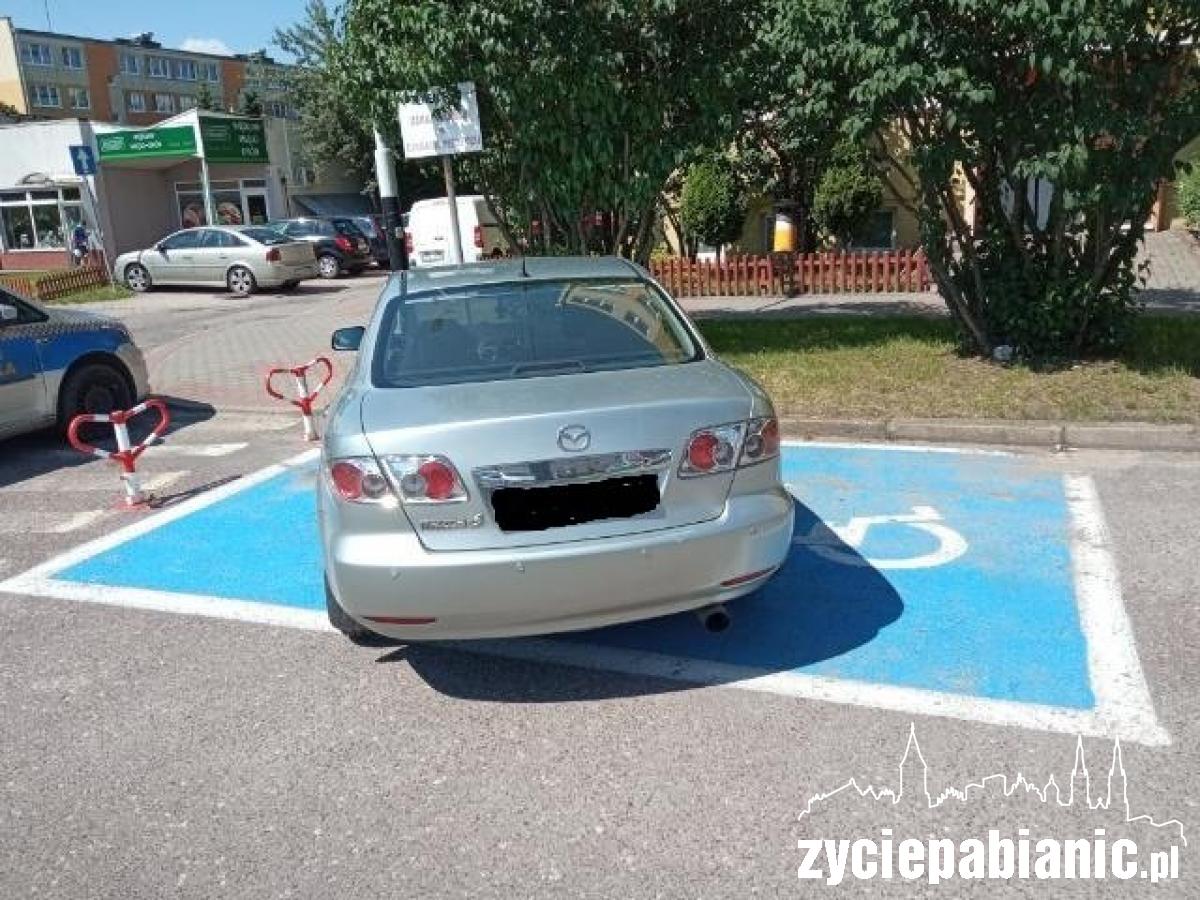 Słony mandat za parkowanie