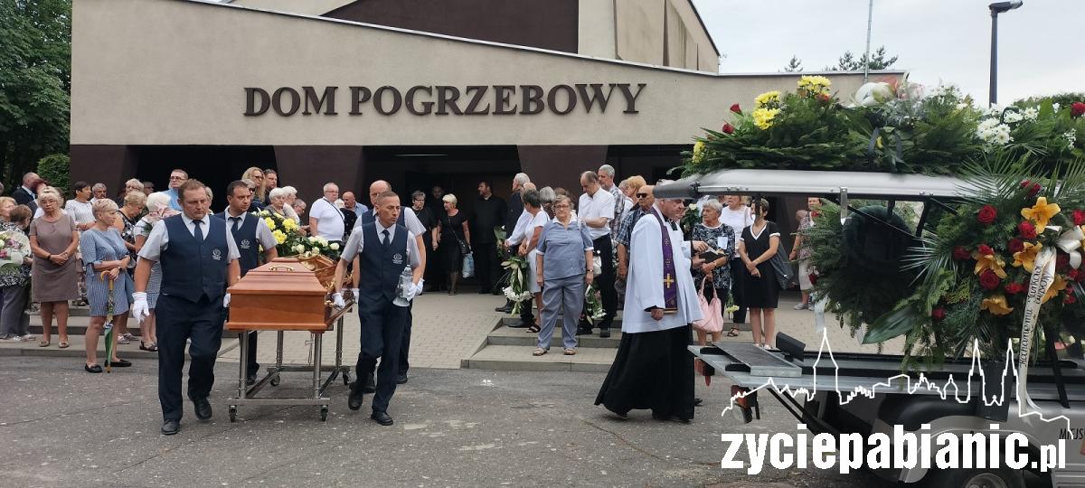 Pogrzeb nauczyciela Jerzego Frachowicza