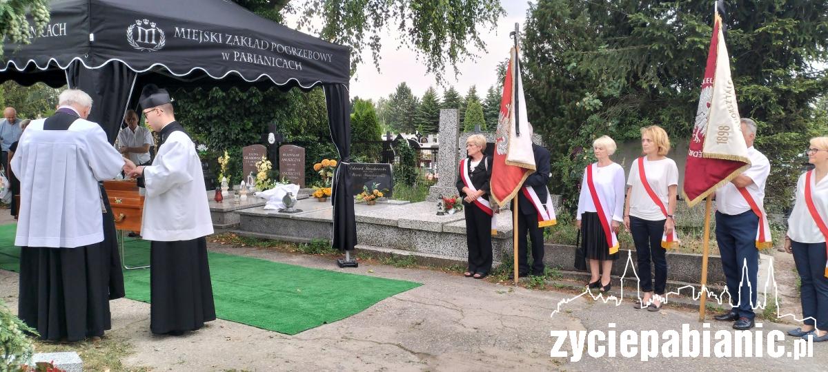 Pogrzeb nauczyciela Jerzego Frachowicza