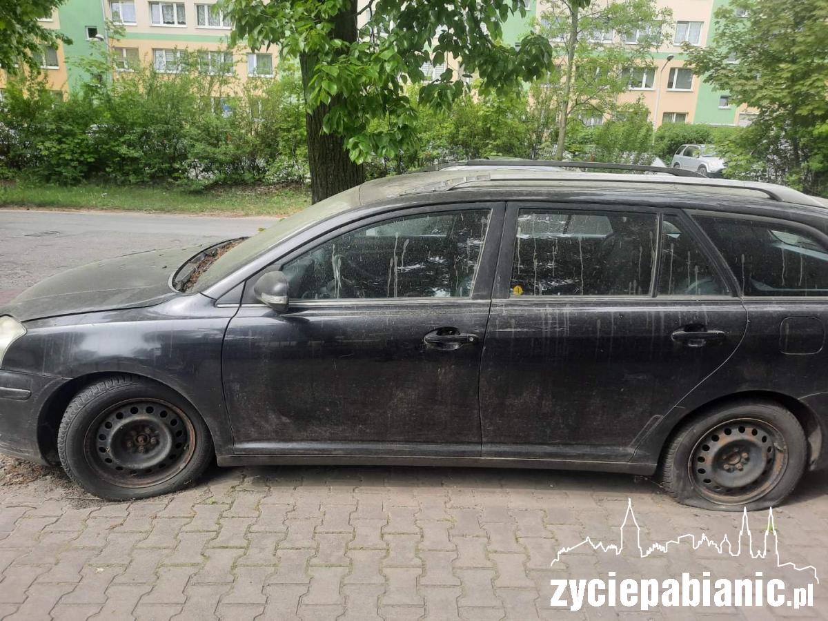 Kolejny wrak usunięty
