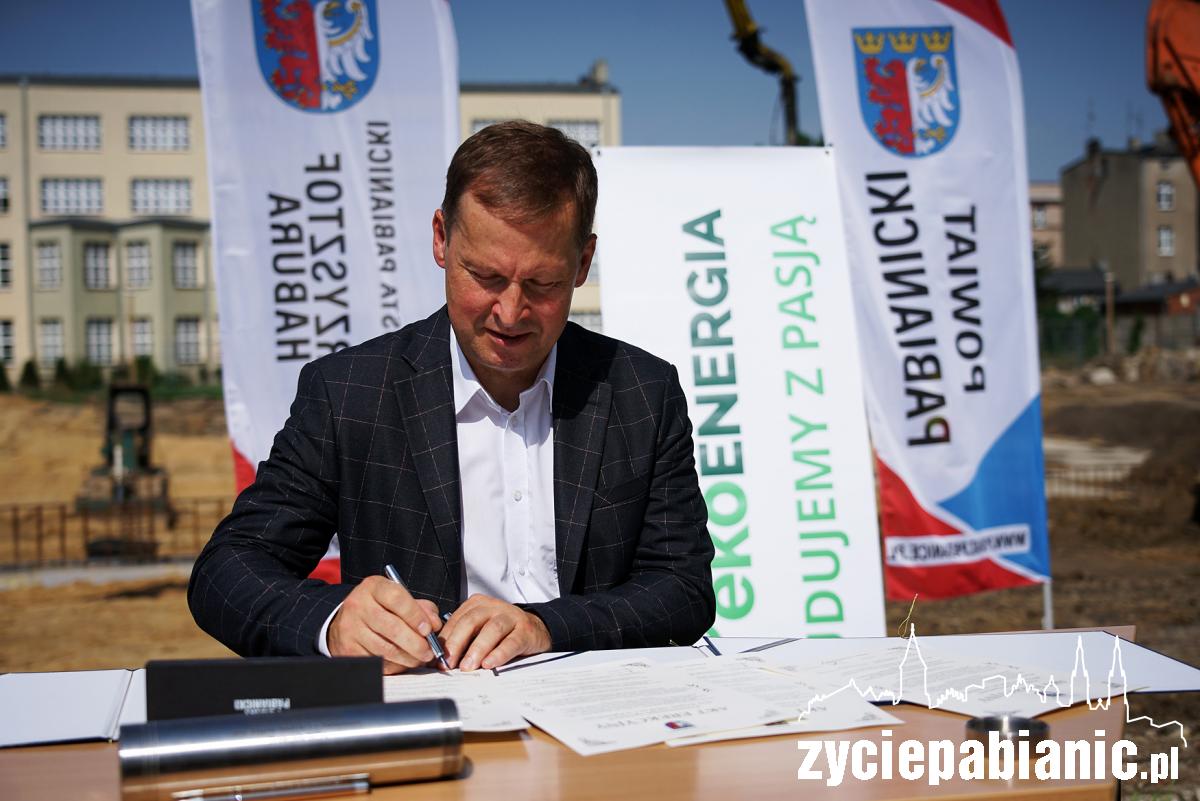 Ruszyła budowa hali sportowej przy ZS1