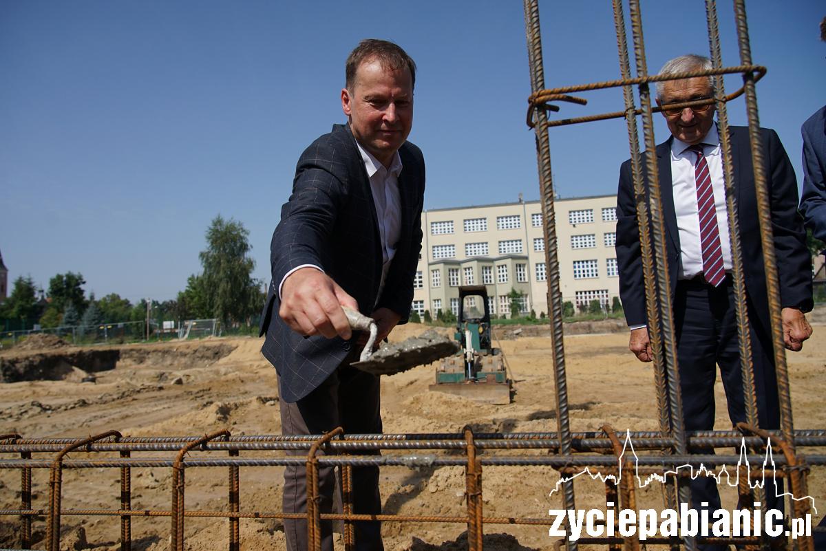 Ruszyła budowa hali sportowej przy ZS1