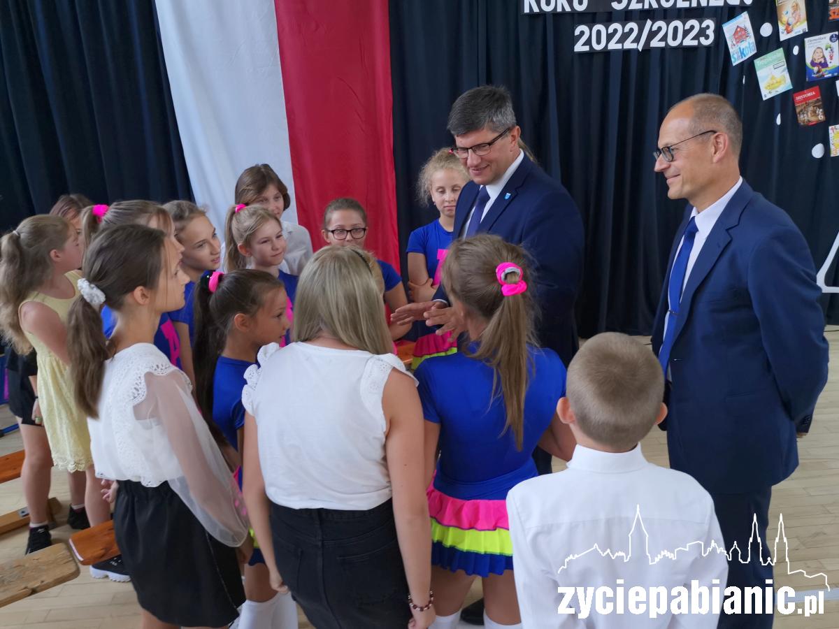 Uczniowie wrócili do szkolnych ławek