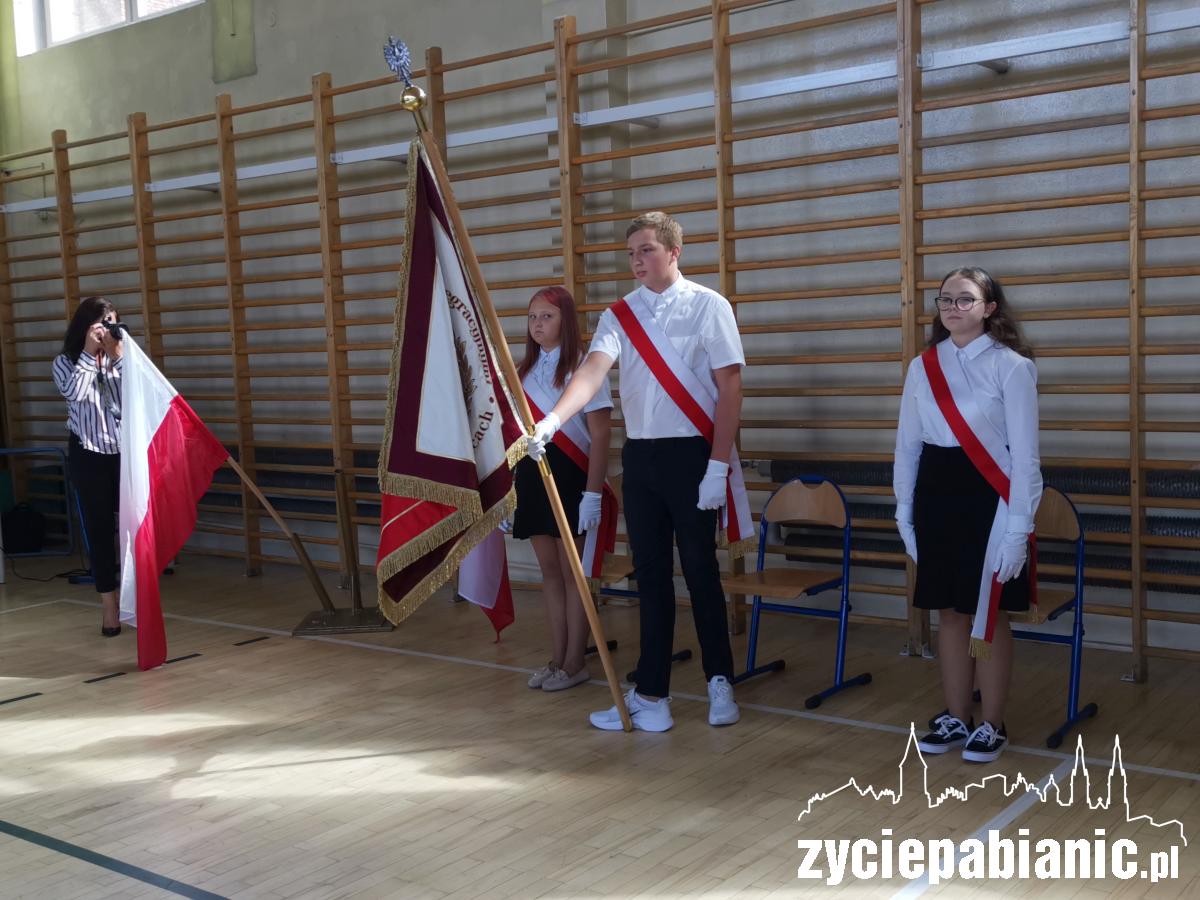 Uczniowie wrócili do szkolnych ławek
