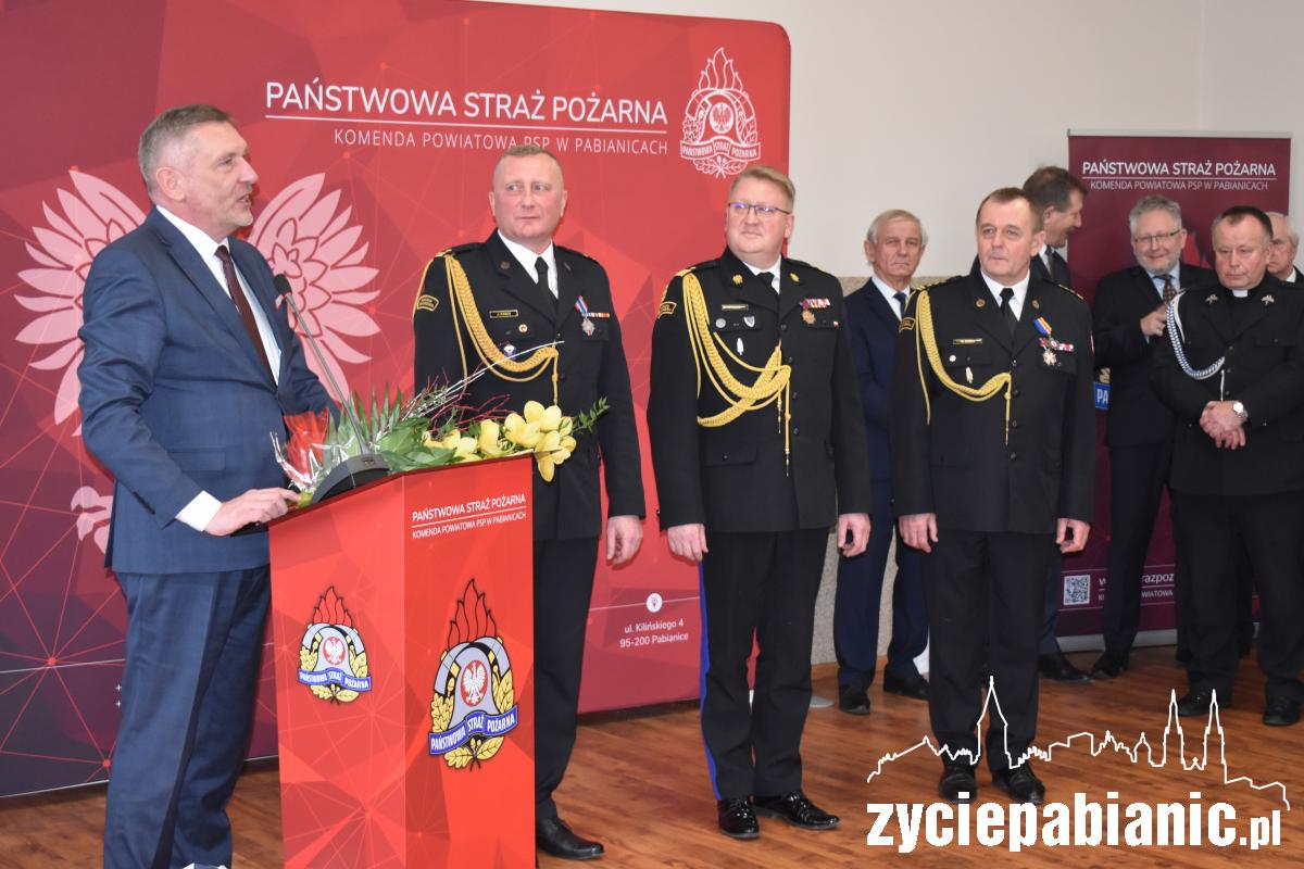 Po 40 latach służby odszedł na emeryturę