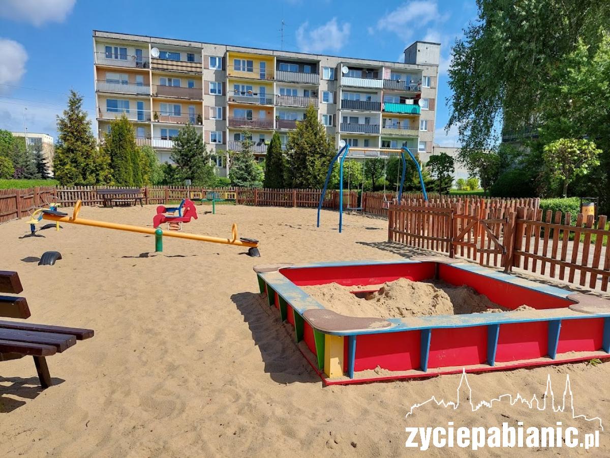 Żeby dzieci bawiły się bezpiecznie