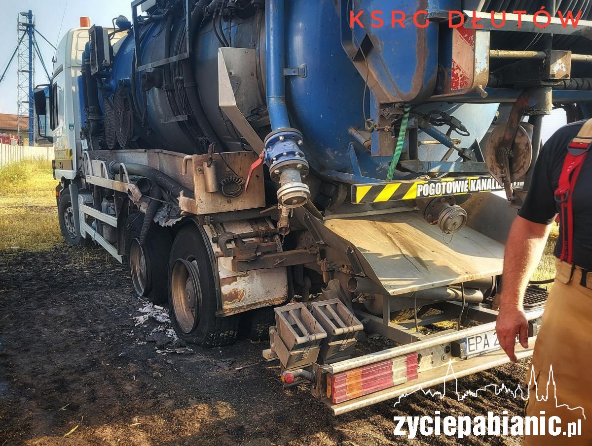 Leszczyny Duże: pożar na polu