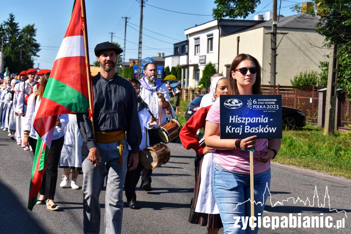 Etnoparada w Bychlewie