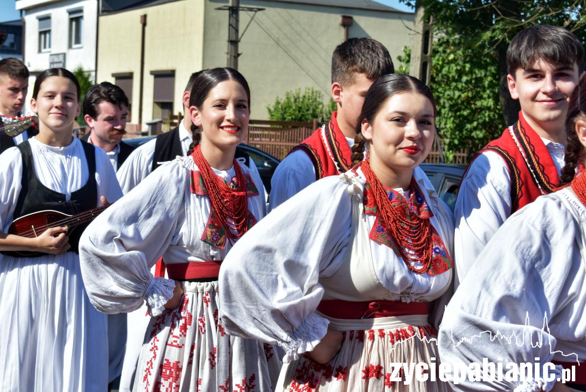 Etnoparada w Bychlewie