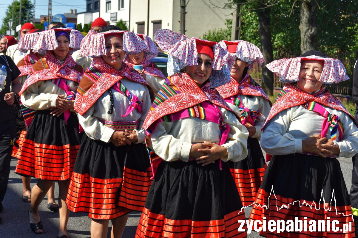 Etnoparada w Bychlewie