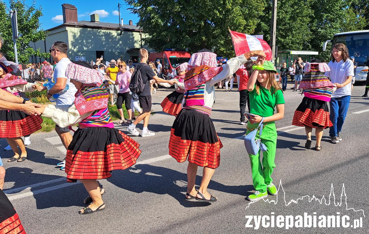 Etnoparada w Bychlewie