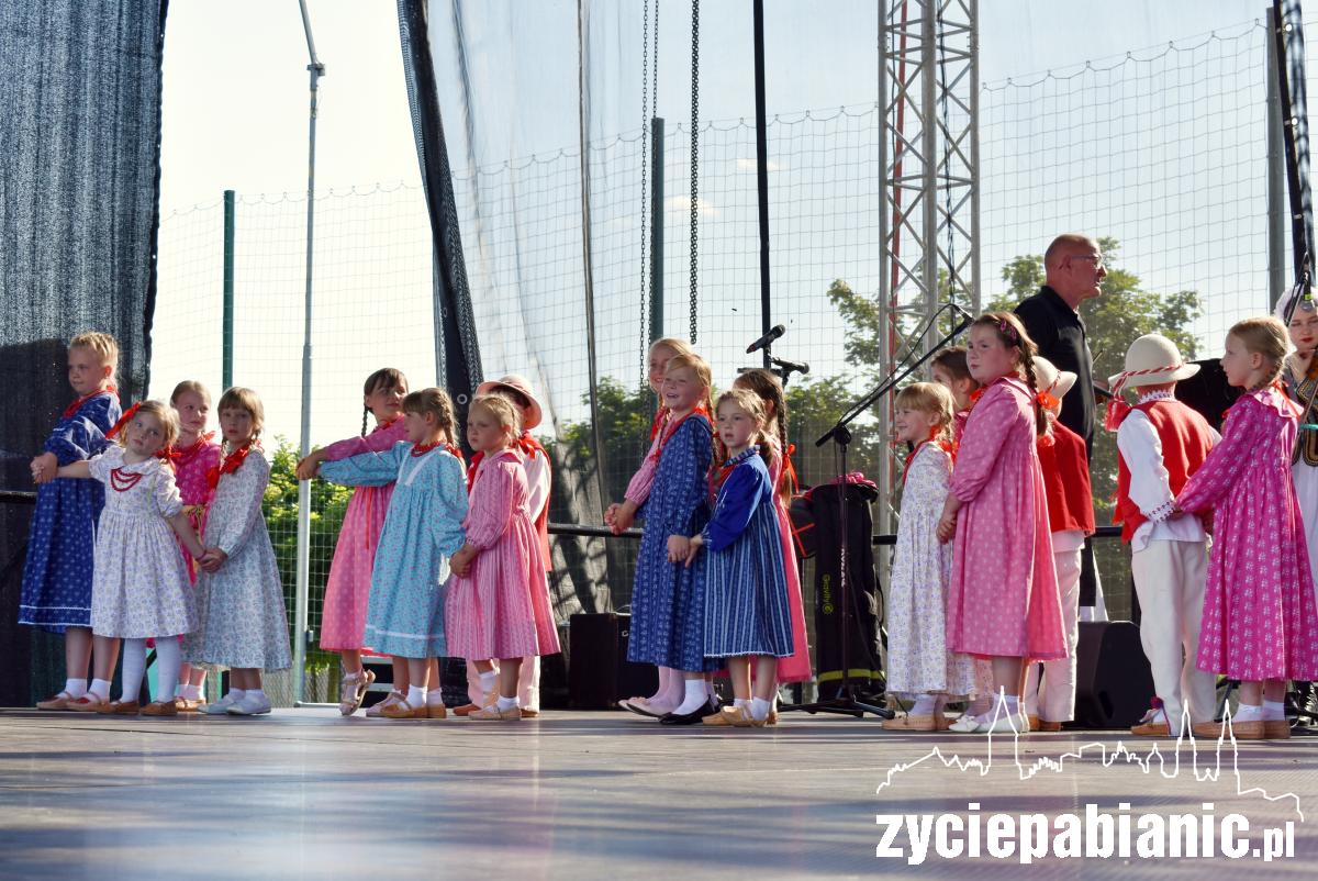 Etnoparada w Bychlewie