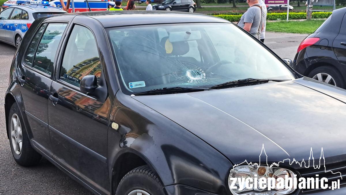 Samochód potrącił rowerzystę