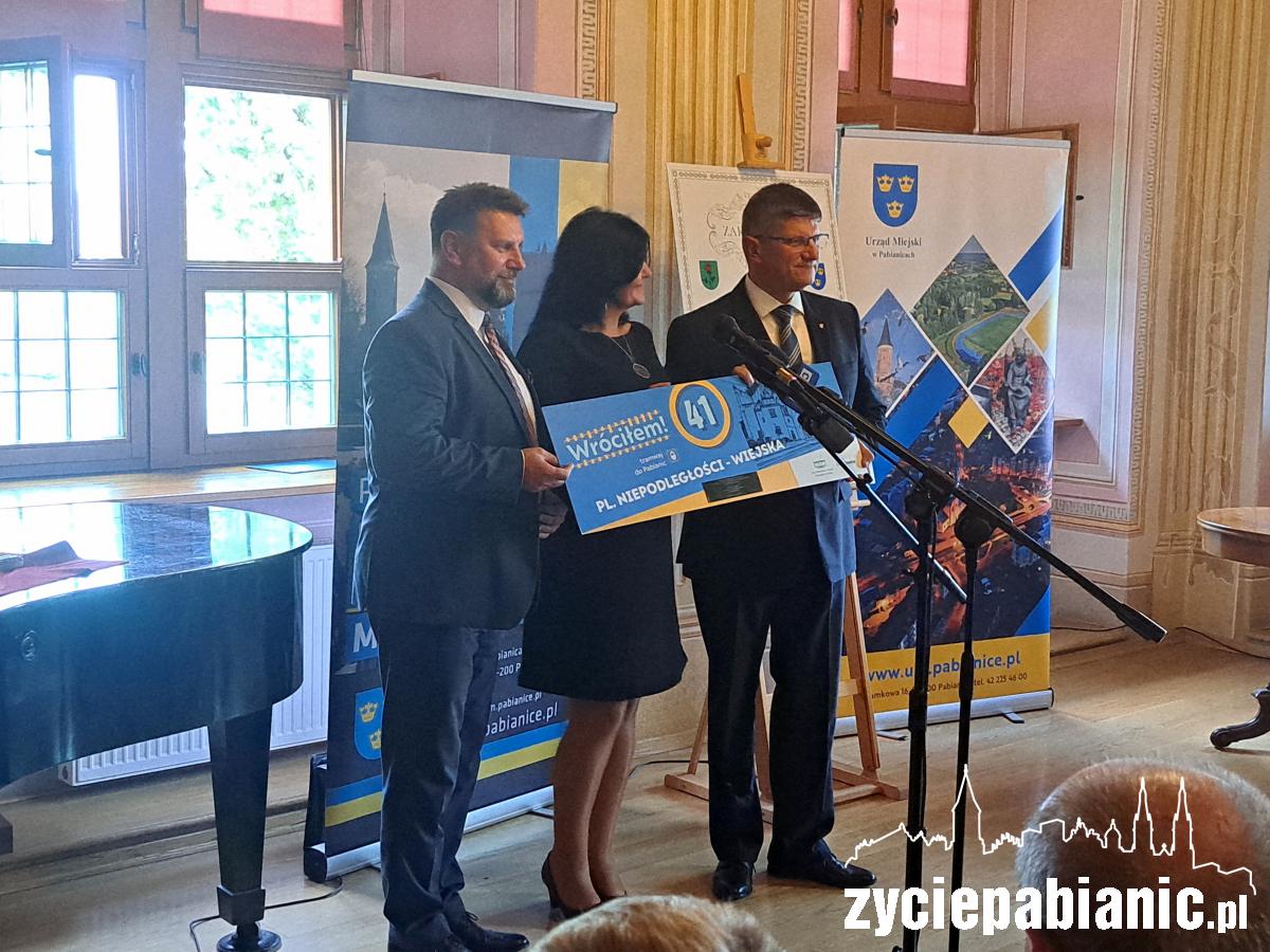 Uroczyste podpisanie aktu zakończenia inwestycji tramwajowej