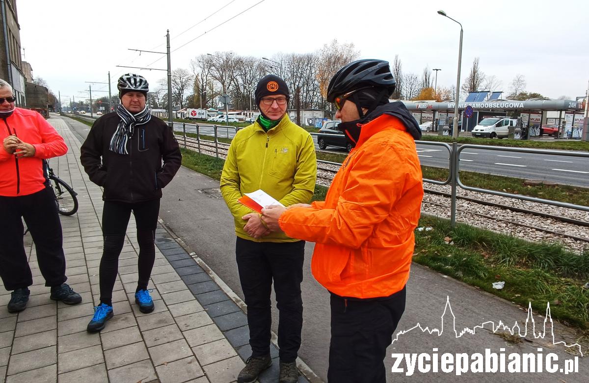 Przy ul. Łaskiej zapłonęły znicze